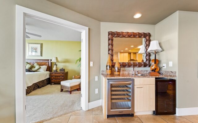 Crd1004 3 Bedroom Condo