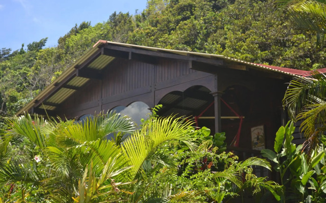 Piton Bungalows Ecolodges