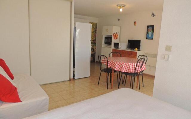 Appartement Balaruc-les-Bains, 1 pièce, 2 personnes - FR-1-571-38