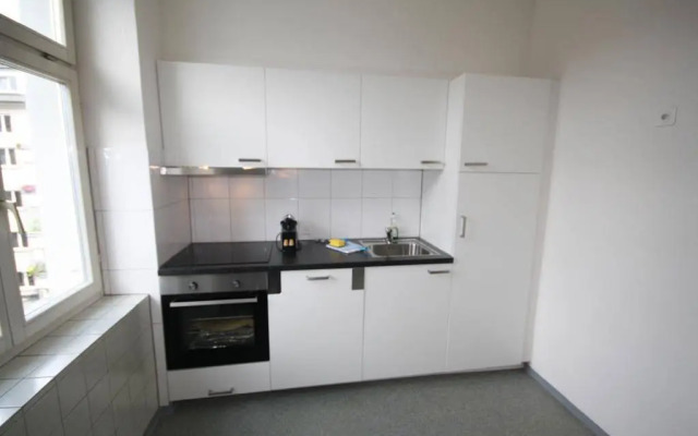 ZH Seefeld - Hitrental Apartment