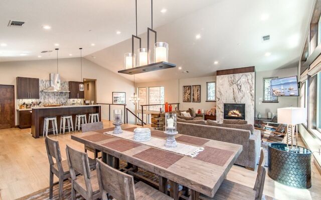 3854 Regina Road Home