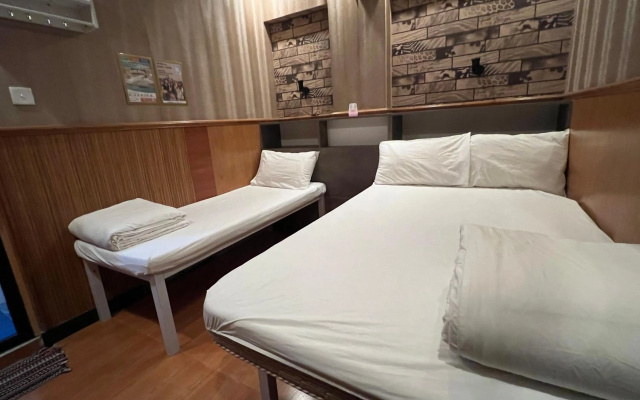 New Garden Hostel – Guest Rooms – Kowloon