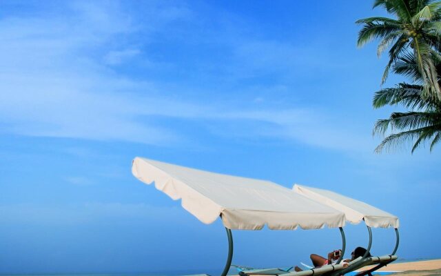 Nico Beach Hotel