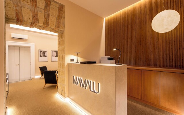 Mamalu Studios and Suites