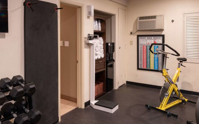 Best Western Plus Clocktower Inn