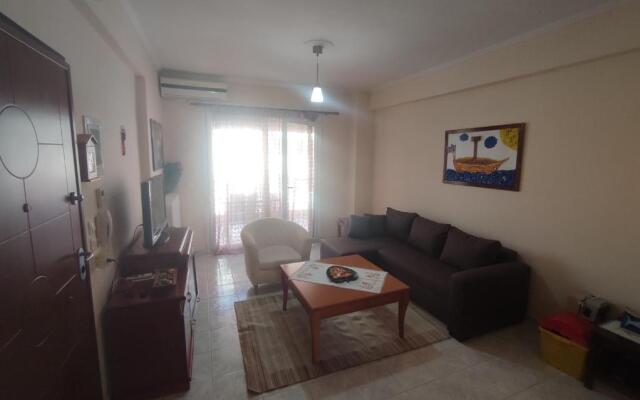 Dreamy 2 bedroom condo with free parking
