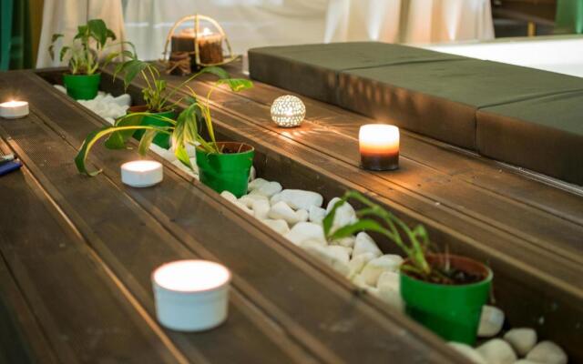 Golden Suites & Spa