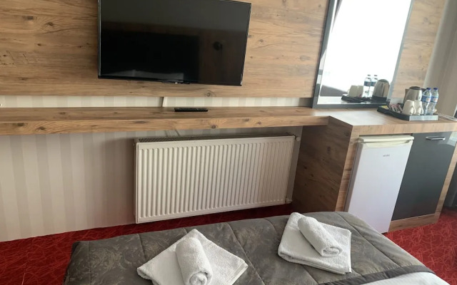 Adanaz Otel