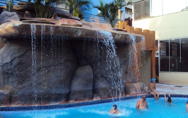 Apartamento Grand Dolphin - Férias em Caldas Novas