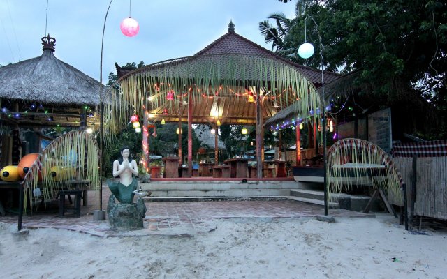 The Tanis Beach Resort Nusa Lembongan