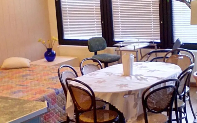 Budapest Garden Apartment