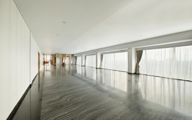 Hariston Hotel & Suites
