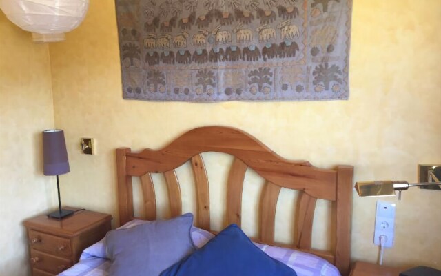 Edificio Zona Media Sierra Nevada