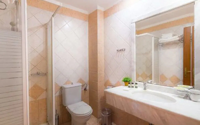 FilosXenia Ismaros Hotel