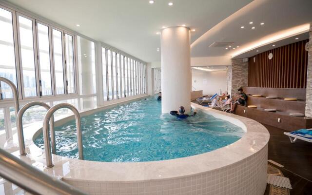 Busan Centum Suite Hotel