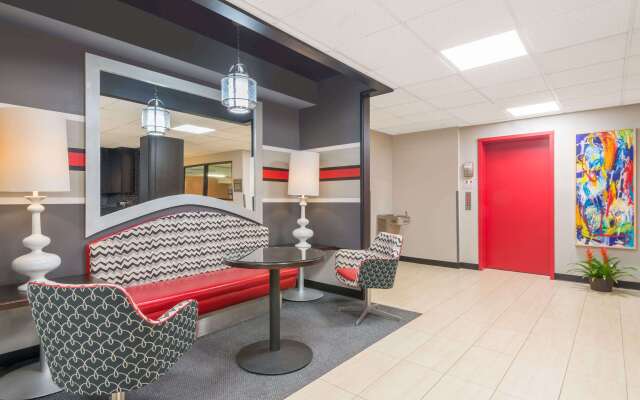 Ramada by Wyndham Catlettsburg/Ashland
