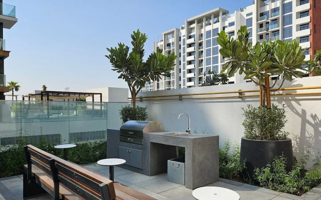 Pool View Studio 10mins From Dubai Mall