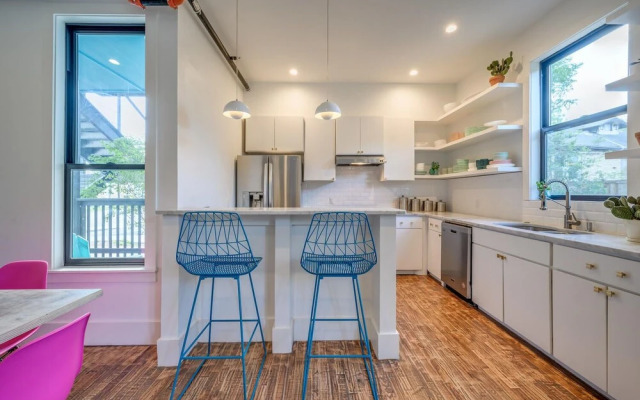 Private Suite in Historic Austin B&b: Sleeps 4!