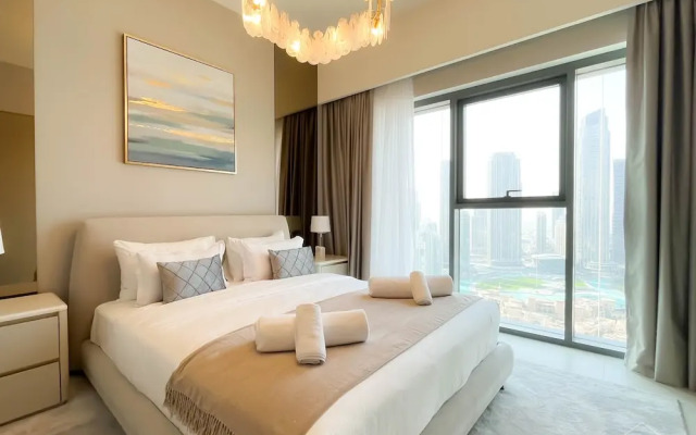 Ultimate Luxury in the Heart of Downtown