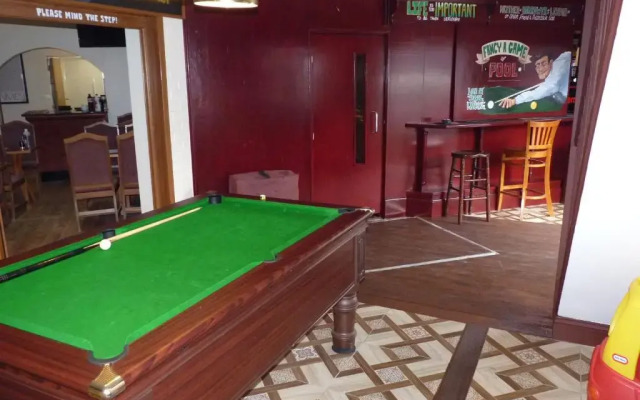 Shanahans B&B with Sports Bar