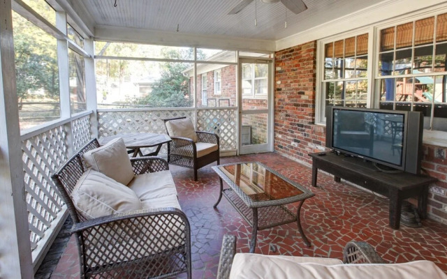 3 Bedroom, Woodlark Lane