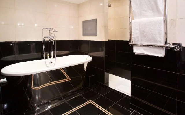 Althoff St. James's Hotel & Club London