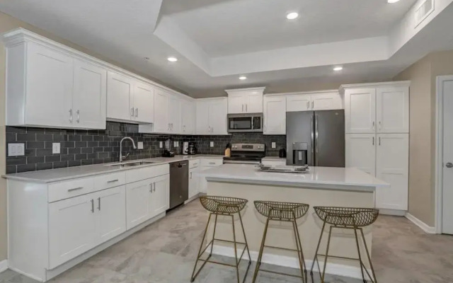 3180 Para Unit 101 3 Bedroom Townhouse