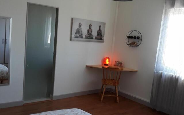 Gîte Fremifontaine, 4 pièces, 6 personnes - FR-1-589-331