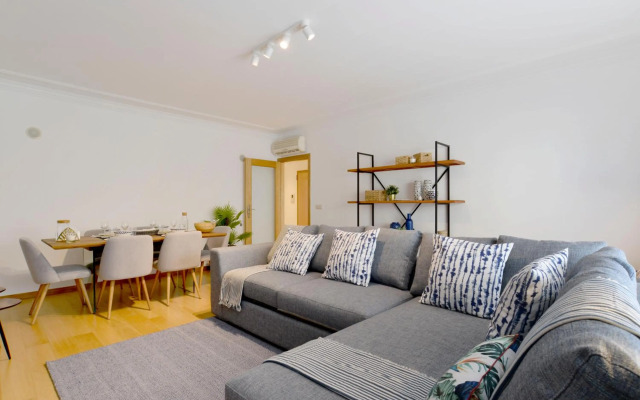 Gorgeous Beach Apartment - Checkinhome