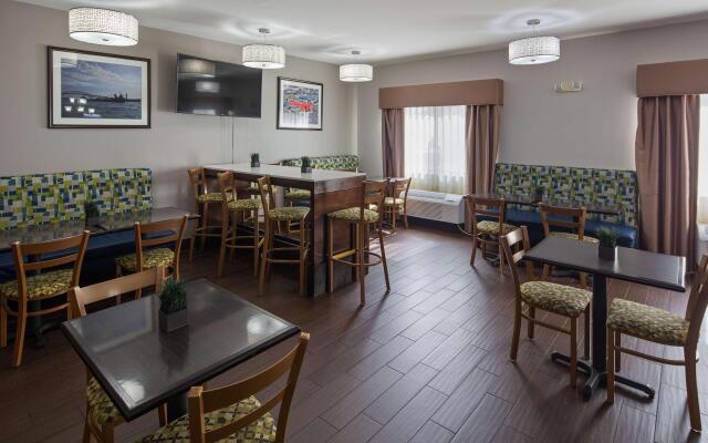 Best Western Port Huron Blue Water Bridge