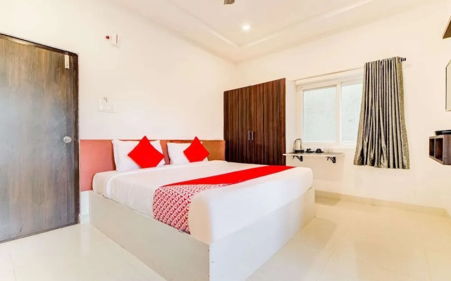 Airport Palace Hotel by OYO Rooms