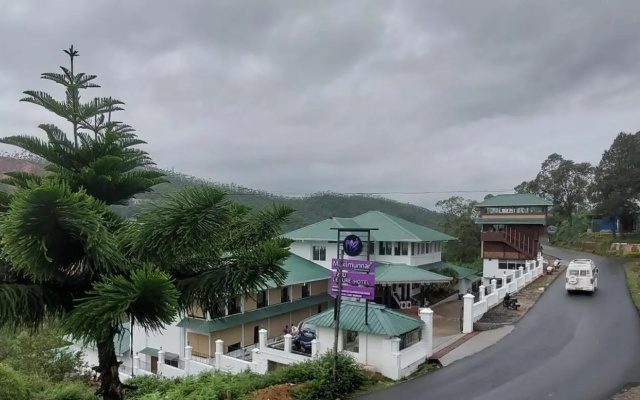 MaxiMunnar T&U Leisure Hotel