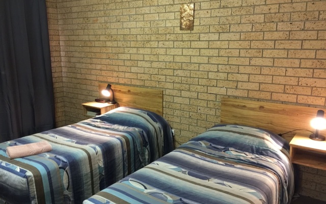 Three Ways Motel – Guest Rooms – Gilgandra