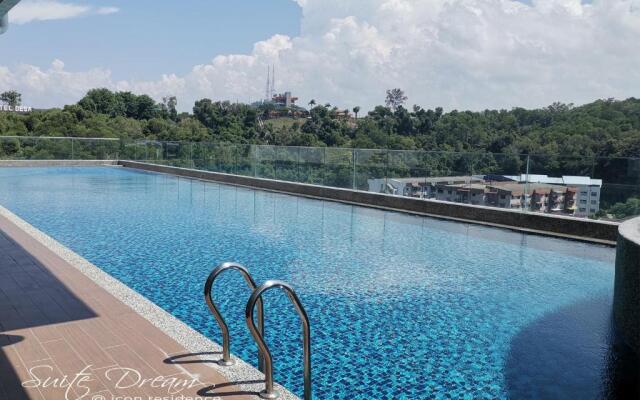 Suite Dream@Icon Residence