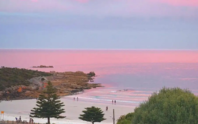 Seascape Beach House