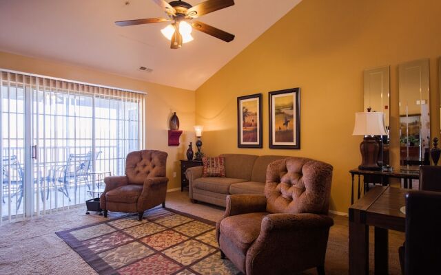 Nature's Mix 2 Bedroom Condo by RedAwning