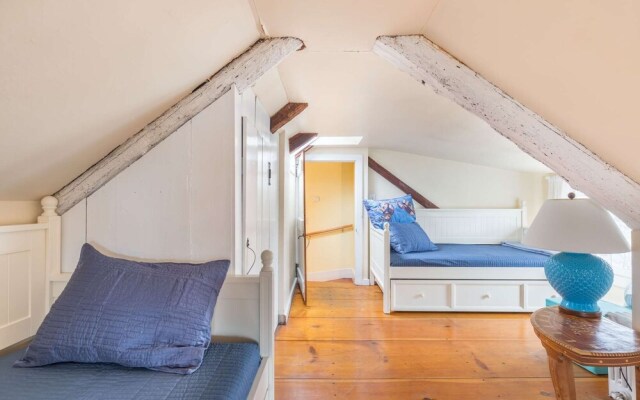 Rockmere Inn