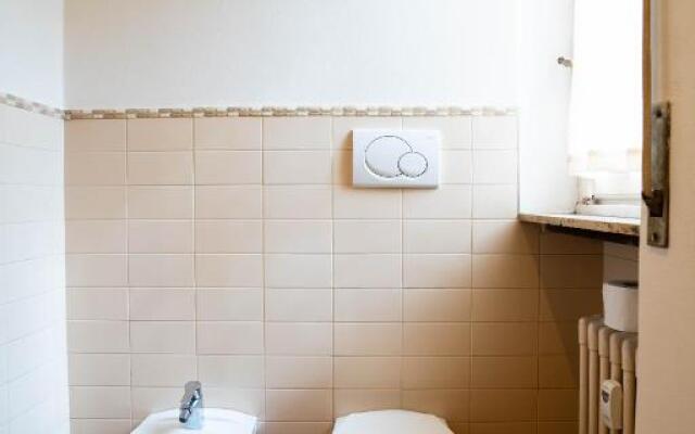 V12 Apartments - Alfieri 2A