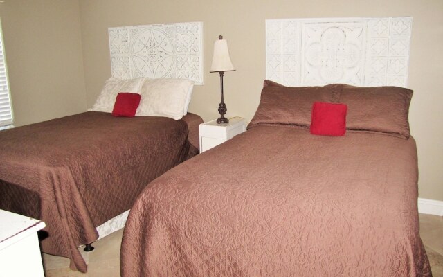 Majestic Sun Condos by Crystal Waters