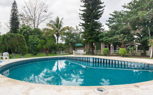 Rancho Hotel El Carmen