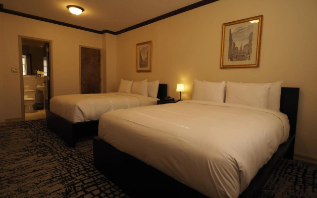 Night Hotel Broadway