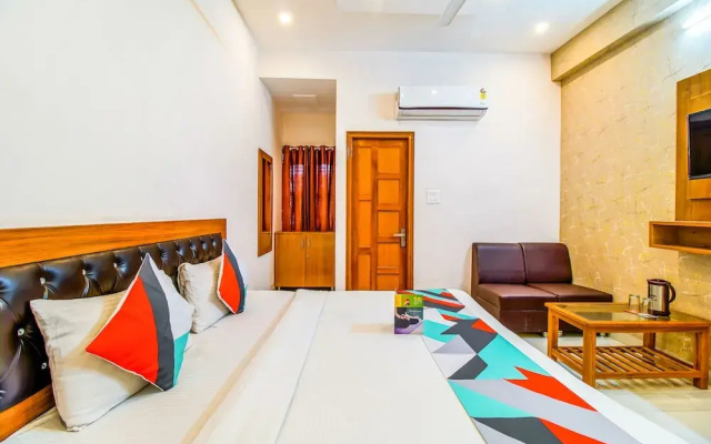 Chandra Palace by Fabhotels