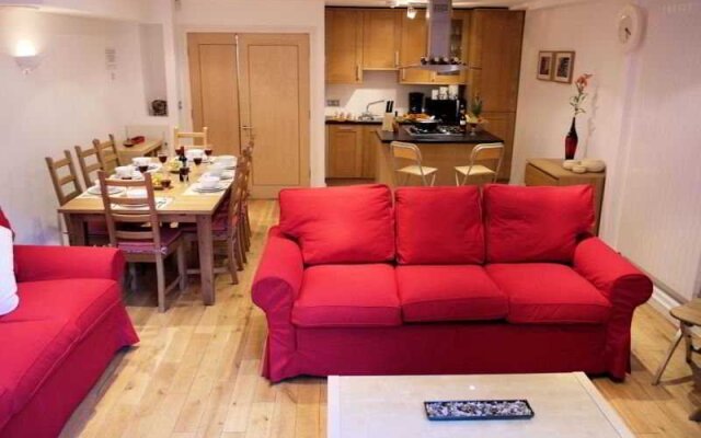 Camden Canal 1 Bedroom Apartment 2Nd Floor Walk Up Aak 48763