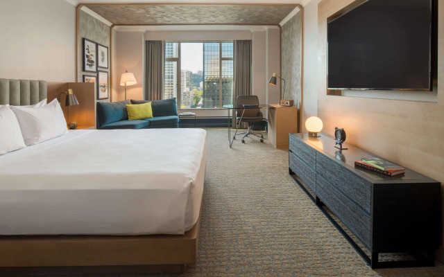 The Duniway Portland A Hilton Hotel