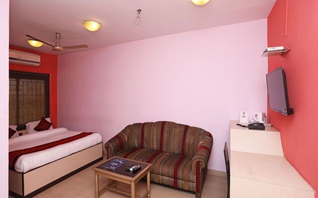 OYO Flagship 15738 Hotel Ag Star