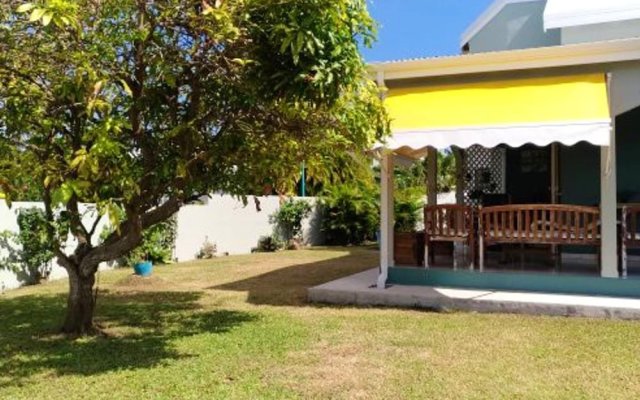 House with 2 Bedrooms in Sainte-Rose, with Enclosed Garden And Wifi - 300 M From the Beach