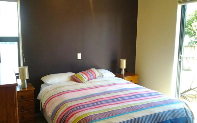 Puka Bach - Matarangi Holiday Home