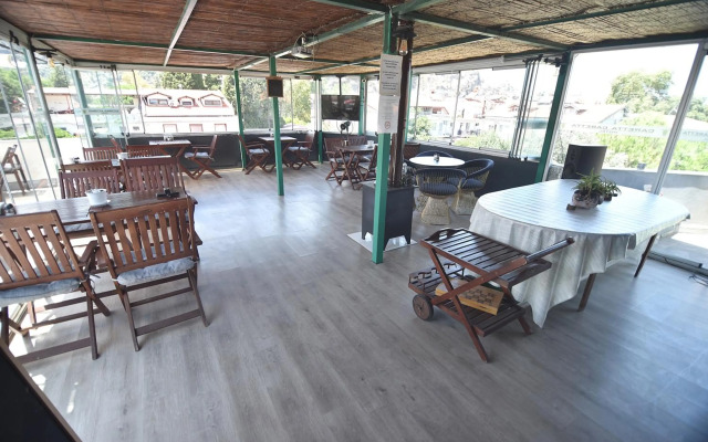 Caretta Caretta Hotel