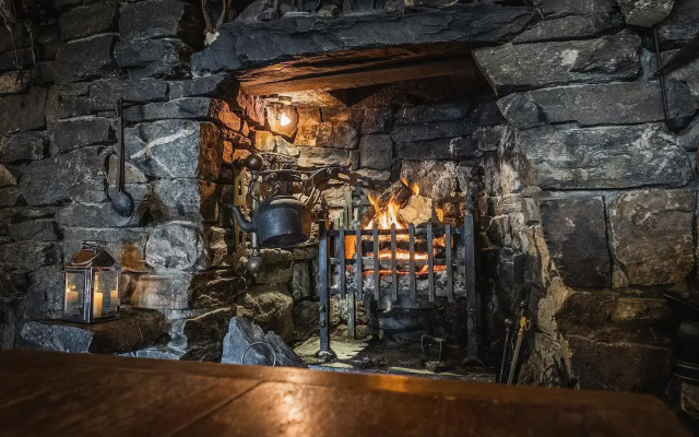 The Oak Tree Inn