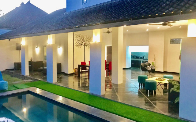 Villa JULIA | heart of Seminyak | 350m Beach